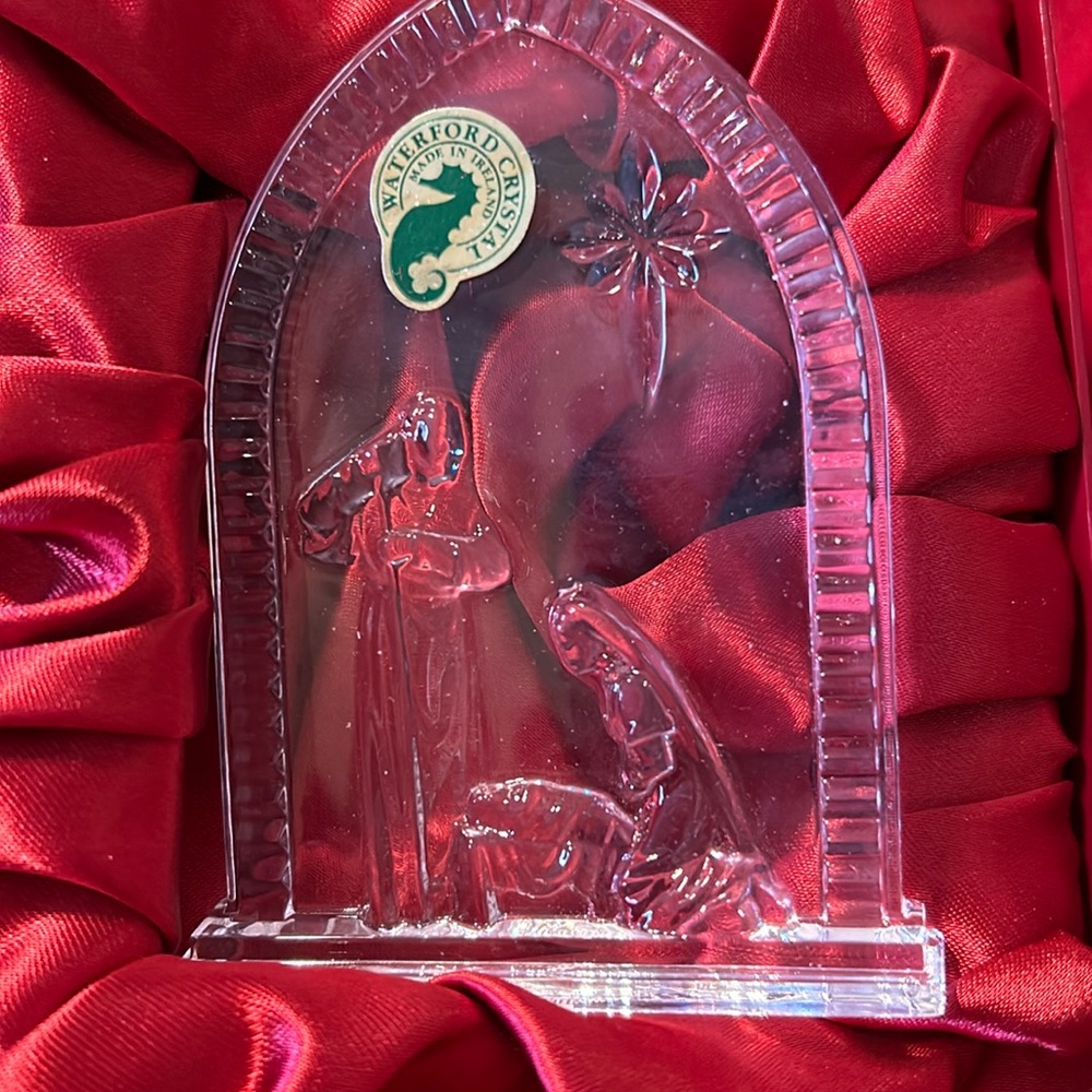 Waterford Crystal 2008 Nativity Holy Family Ornament. NWT and original gift box.